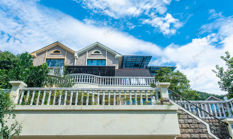 露臺雨棚用什么材料最好.jpg 露臺雨棚用什么材料最好.jpg