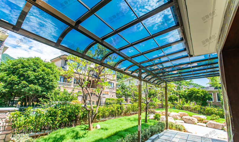 露臺遮雨棚.jpg 露臺遮雨棚.jpg