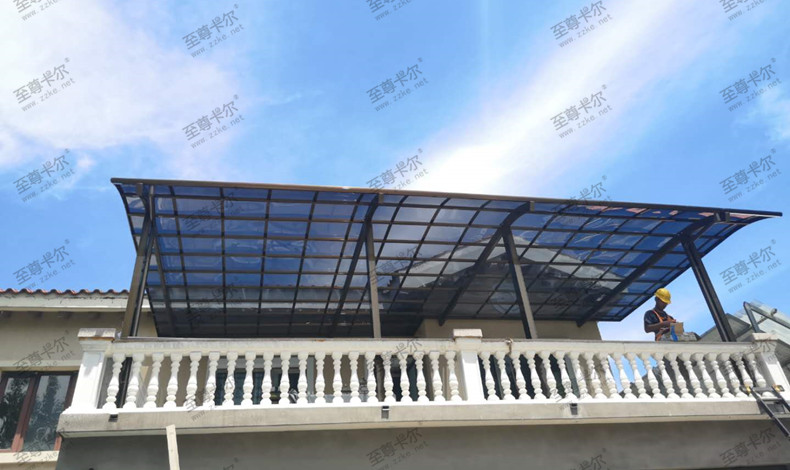 家用雨棚多少錢一平方，雨棚用什么材料好，2w+家庭的家用雨棚挑選心得！